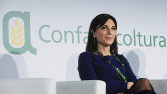 Annamaria Barrile, directora general de Confagricultura en la Asociación de Prensa Extranjera en Roma, Italia