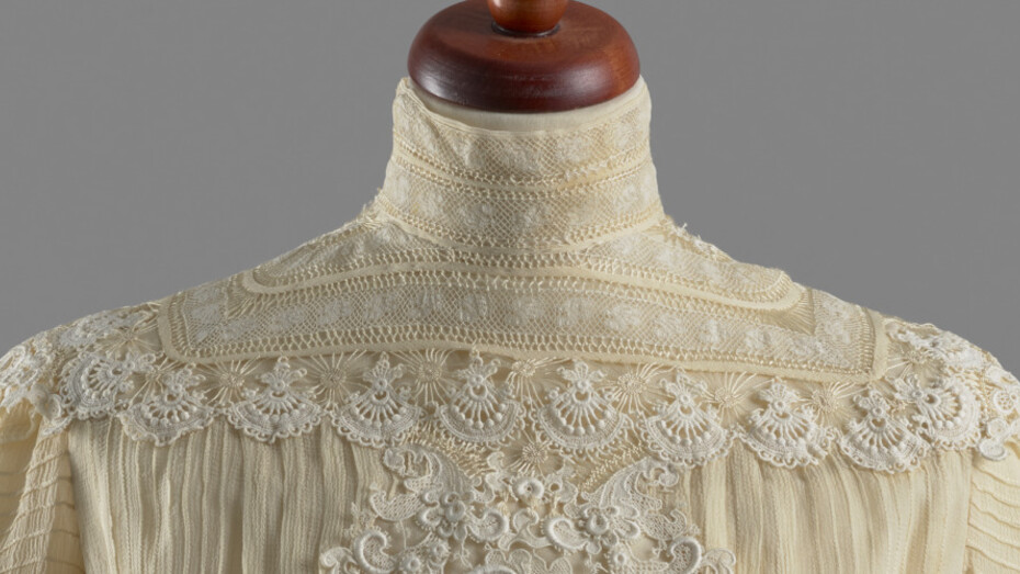 Room of Clothing. Courtesy of Muzeum Warszawy