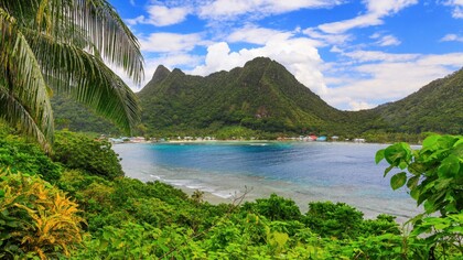 Baia vulcanica di Pago Pago, American Samoa. Foto di Giò Barbieri