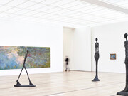 Moonbird and Spider. Courtesy of Fondation Beyeler