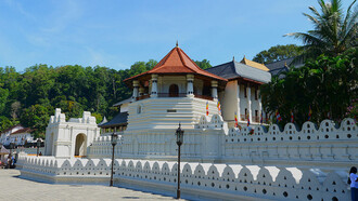 Temple of the Tooth, Kandy © Koshy Koshy 