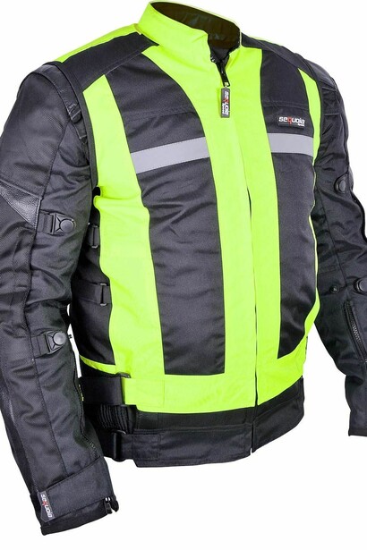 Chaqueta con protecciones y material reflectante para motoristas