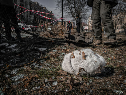 Conheça os desafios e oportunidades para a resolução pacífica do conflito, incluindo iniciativas diplomáticas e pressões internacionais