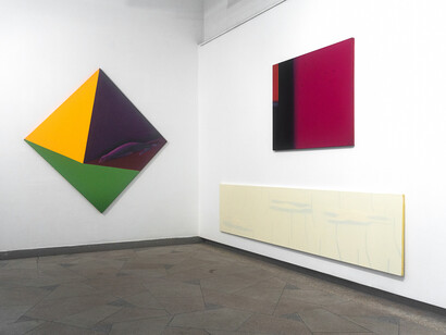 Vidmantas Jusionis, Sailing away, exhibition view. Courtesy of Pamėnkalnio Gallery