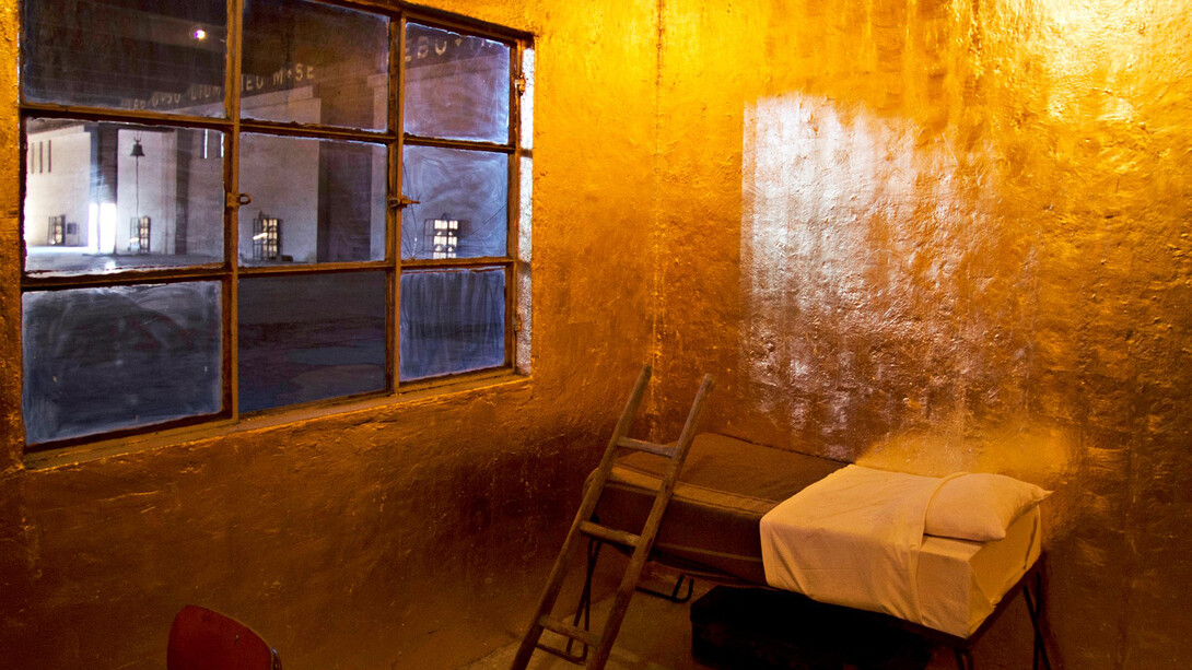 Gian Maria Tosatti,
Sette stagioni dello Spirito 3_Lucifero,
Ex Magazzini Generali del Porto di Napoli,
Installation view,
© Gian Maria Tosatti,
Courtesy Galleria Lia Rumma MilanoNapoli
