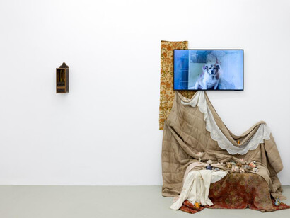 Various artists, Steaua. Young and innocent days, exhibition view. Courtesy of Ivan Gallery