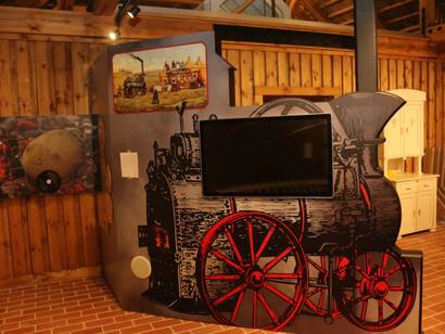 On the eay to the state of Latvia, exhibition view. Courtesy of Turaida Museum Reserve