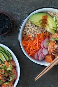 Un 'poke' de salmón