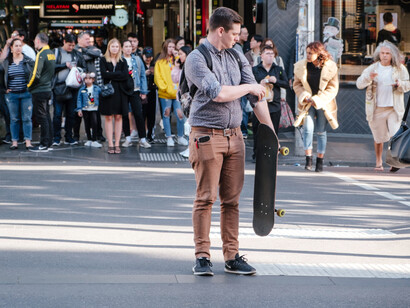 Non siamo fatti per condurre la vita in solitudine