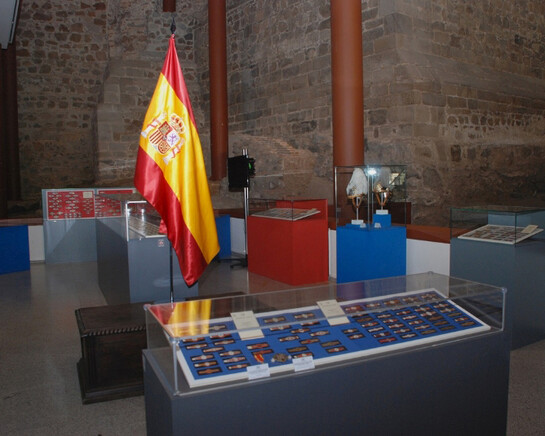La Casa Real y el Ejército Español. Courtesy of Museo del Ejército