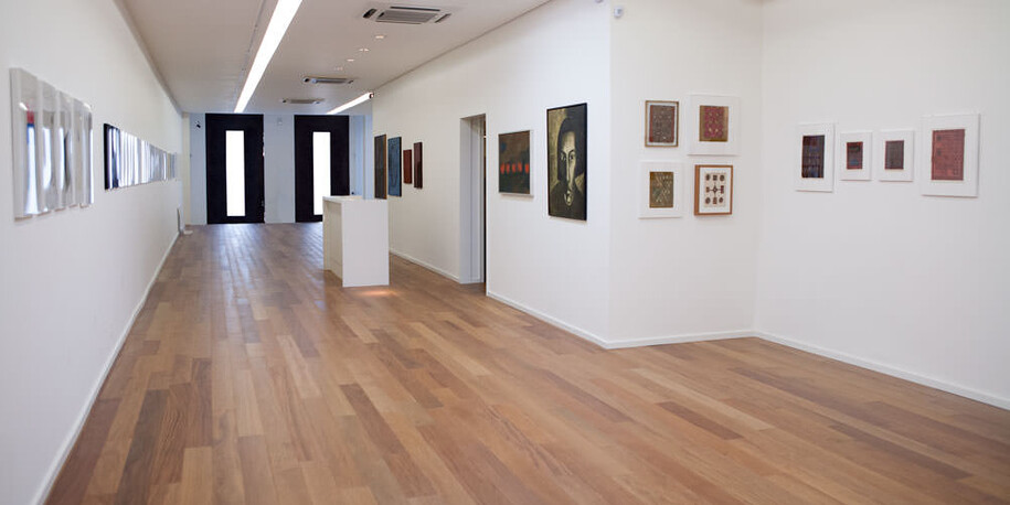 Mira Schendel, Exhibition view. Courtesy of Galeria Frente 