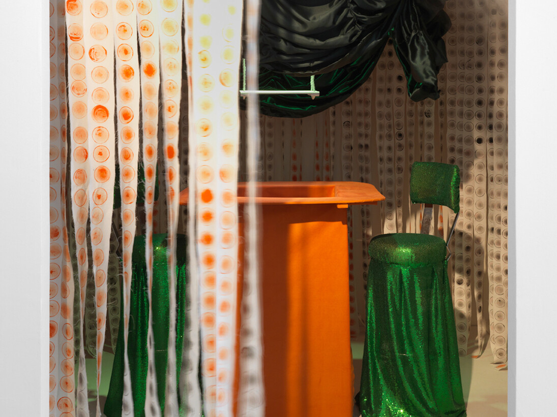 Ausstellungsansicht „Up and Down“, Foto: Jens Ziehe