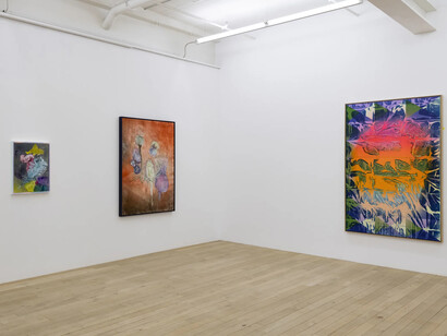 Various artists, Shifting, exhibition view. Courtesy of Galerie Peter Kilchmann
