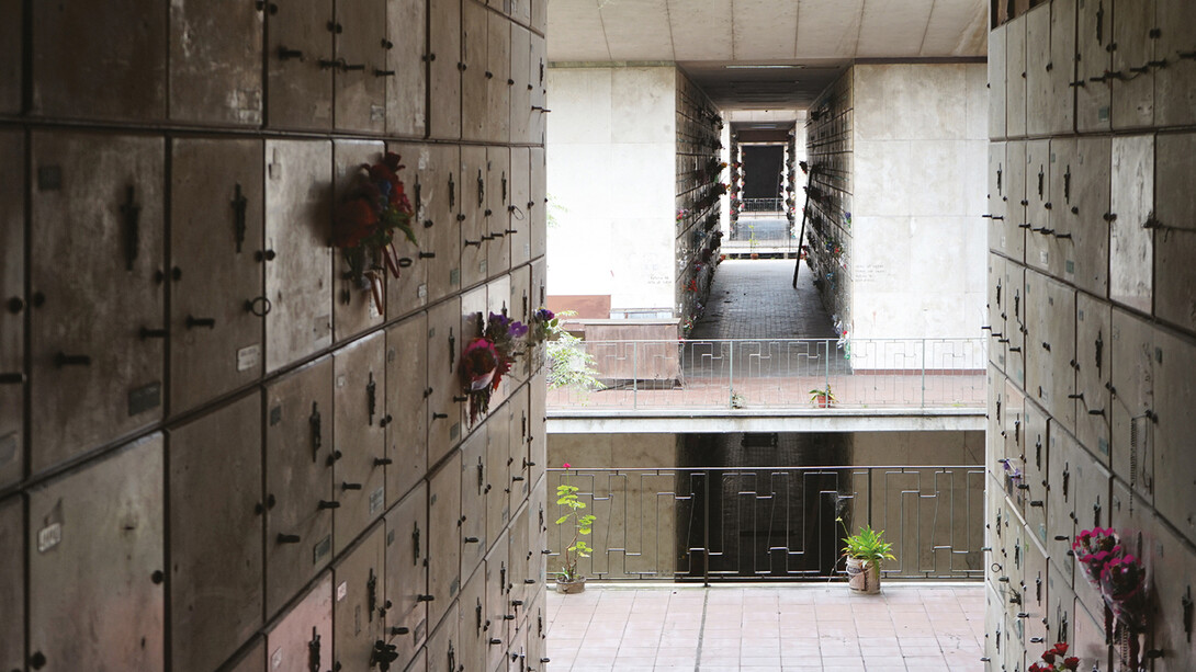 El Cementerio de la Chacarita reúne historia, arquitectura y memoria en una de las necrópolis más singulares de Buenos Aires, Argentina. Fotografía de Léa Namer