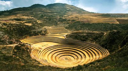 Vista aérea de Maras Moray, Cusco