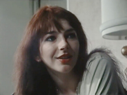 La cantante Kate Bush en una entrevista en Nueva Zelanda en 1978