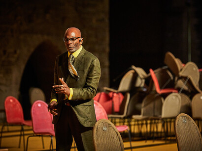 «La Cerisaie», Tiago Rodrigues, 2021. Fotografía: Christophe Raynaud de Lage, Festival d'Avignon