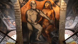 Cortés y La Malinche (1926) is a famous fresco by Mexican muralist José Clemente Orozco. Located at the Antiguo Colegio de San Ildefonso in Mexico