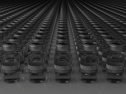 Al 18 de febrero de 2021, hay al menos siete vacunas distintas que los países han empezado a administrar en tres plataformas