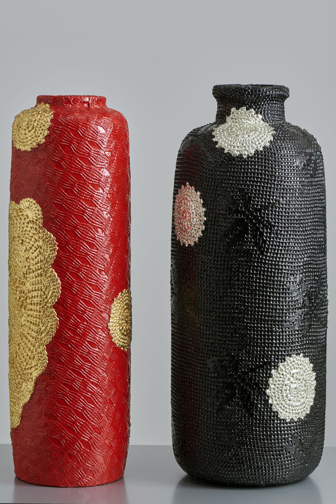 Sam Havadtoy, Black Vase, lace, gold, acrylic on found object, 66x28 cm, 2017 / Red Vase, lace, gold, acrylic on found object, 64x18 cm, 2017