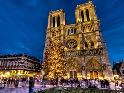 París. Catedral de Notre Dame en Navidad
