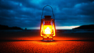 Lejos nos encontramos los adultos que caminamos en línea recta hacia el abismo