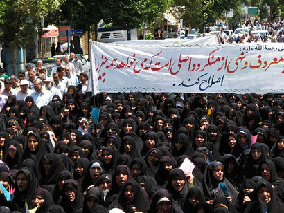 Démonstration de hijab et de modestie à Nishapur, le 12 juillet 2013. Photo par Sonia Sevilla