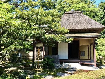 Yugao-tei Gourd teahouse, Kenrokuen © Alma Reyes
