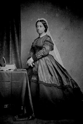 Queen Emma of Hawaiʻi, carte de visite by John & Charles Watkins