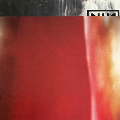 Portada diseñada por David Carson. "Disco The Fragile", Nine Inch Nails.1999