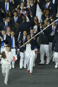 Laura Flessel, porte-drapeau français lors des Jeux Olympiques de Londres en 2012