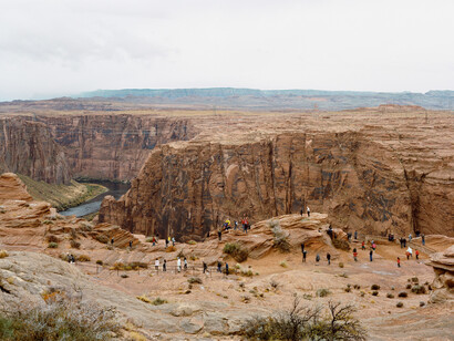 Victoria Sambunaris, Untitled, (tourists overlook), Glen Canyon, Page, Arizona (detail), 2023. Courtesy of Yancey Richardson Gallery