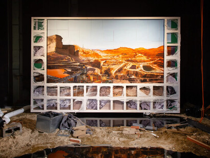 Felicity Hammond, V3 model collapse, exhibition view. Courtesy of The Photographers' Gallery