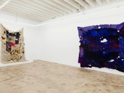 Hot Fruit, Exhibition view. Courtesy of Nina Johnson