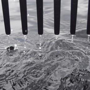 Move forward, Look back. Courtesy of Art Mûr