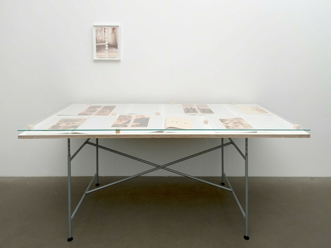Olaf Nicolai, der 673. Morgen, Exhibition view, courtesy Galerie EIGEN + ART Leipzig/Berlin
