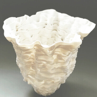 Lea Kaplan, Ribbon-Amphora