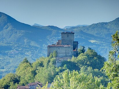 Castello di Oramala in Valle Staffora, Italia