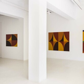 Jordi Clotet Saló, Primera pedra (First stone), exhibition view. Courtesy of Alzueta Gallery