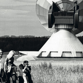 Gordon Shrigley, Pioneers, 2015, Glclée print, 137 × 135 cm