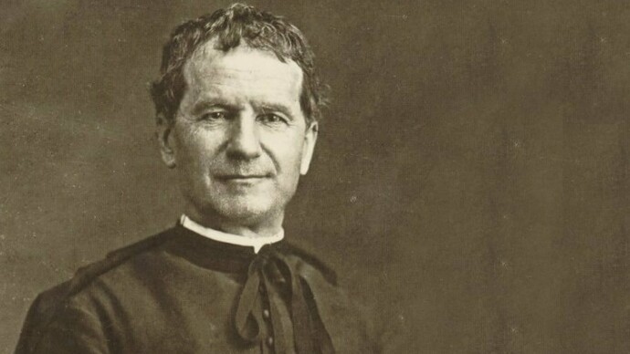 Giovanni Melchior Bosco nasceu em um vilarejo chamado “Becchi”, na cidade de Castelnuovo D’Asti (no norte da Itália), no dia 15 de agosto de 1815, filho de Margarida Occhiena (mamãe Margarida) e Francisco Bosco, ambos camponeses