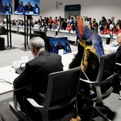 Reunión entre representantes políticos y miembros de la Sociedad Civil durante la COP29 en Bakú, Azerbaiyán