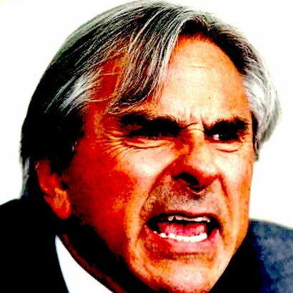 Iván Moreira, aquí bastante favorecido