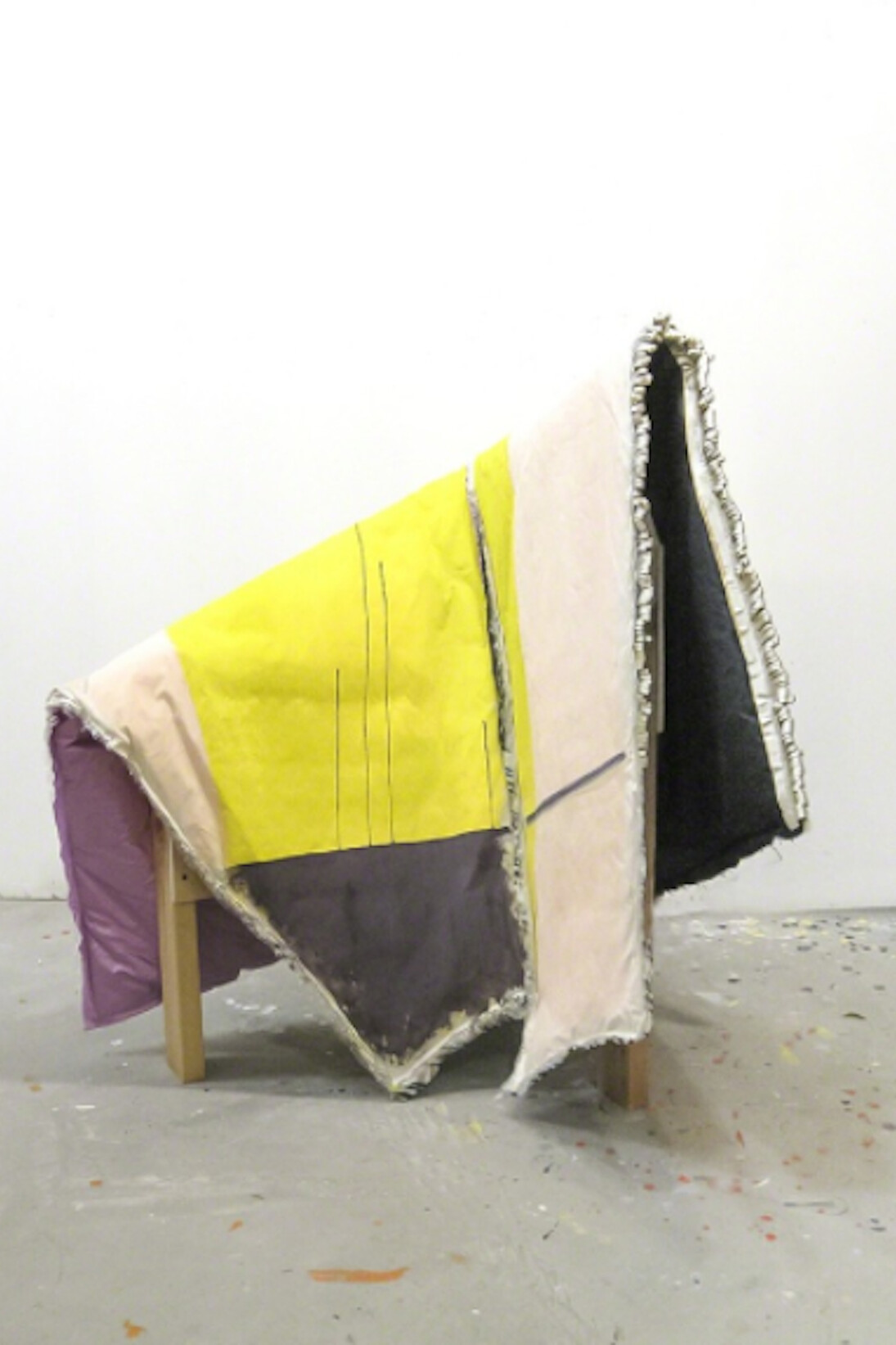 Lizzie Scott, Drifter and Stand, 2016. Courtesy of Susan Eley Fine Art