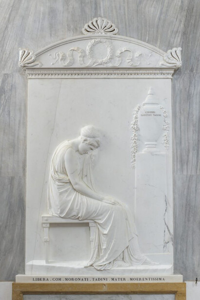 Stele Tadini, Canova Antonio (1757-1822), autore, ca. 1819 - ca. 1821, marmo di Carrara/ scultura, 124,5 cm x 165 cm, Lovere (BG), Accademia di Belle Arti Tadini. Galleria dell'Accademia