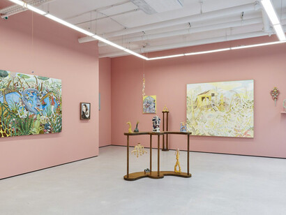 Unbuttoning my belly. Courtesy of Lychee One