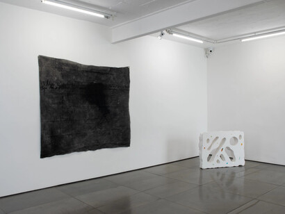 Vários artistas, Rasura, vista da exposição. Cortesia da Galeria Nara Roesler