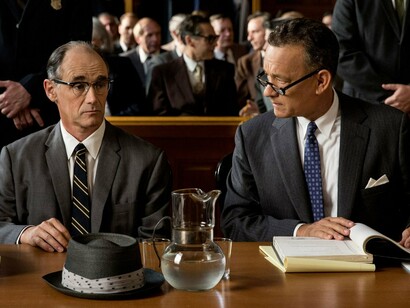 Mark Rylance y Tom Hanks en "El puente de los espías"