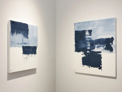 Huang Rui, Sea of silver sand, exhibition view. Courtesy of 10 Chancery Lane Gallery