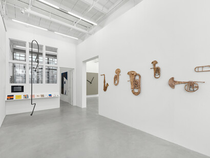 Valentin Carron, The slope (Works 2005–2026), ausstellungsansicht. Mit freundlicher genehmigung der Galerie Eva Presenhuber